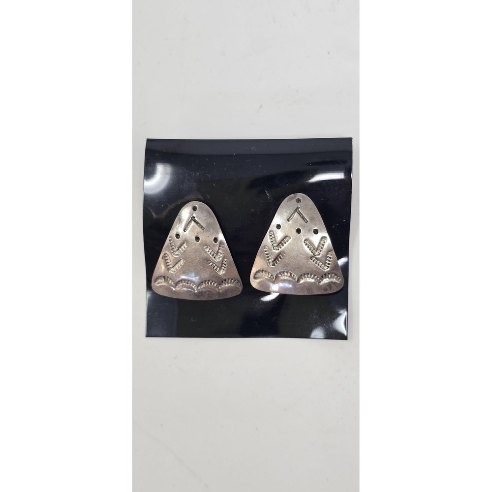 MEK Co .925 sterling silver Native American triangle stud earrings southwest‎